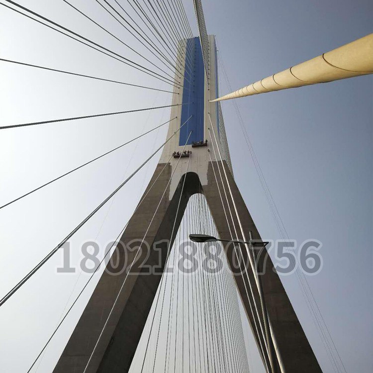 橋（qiáo）梁美化亮化